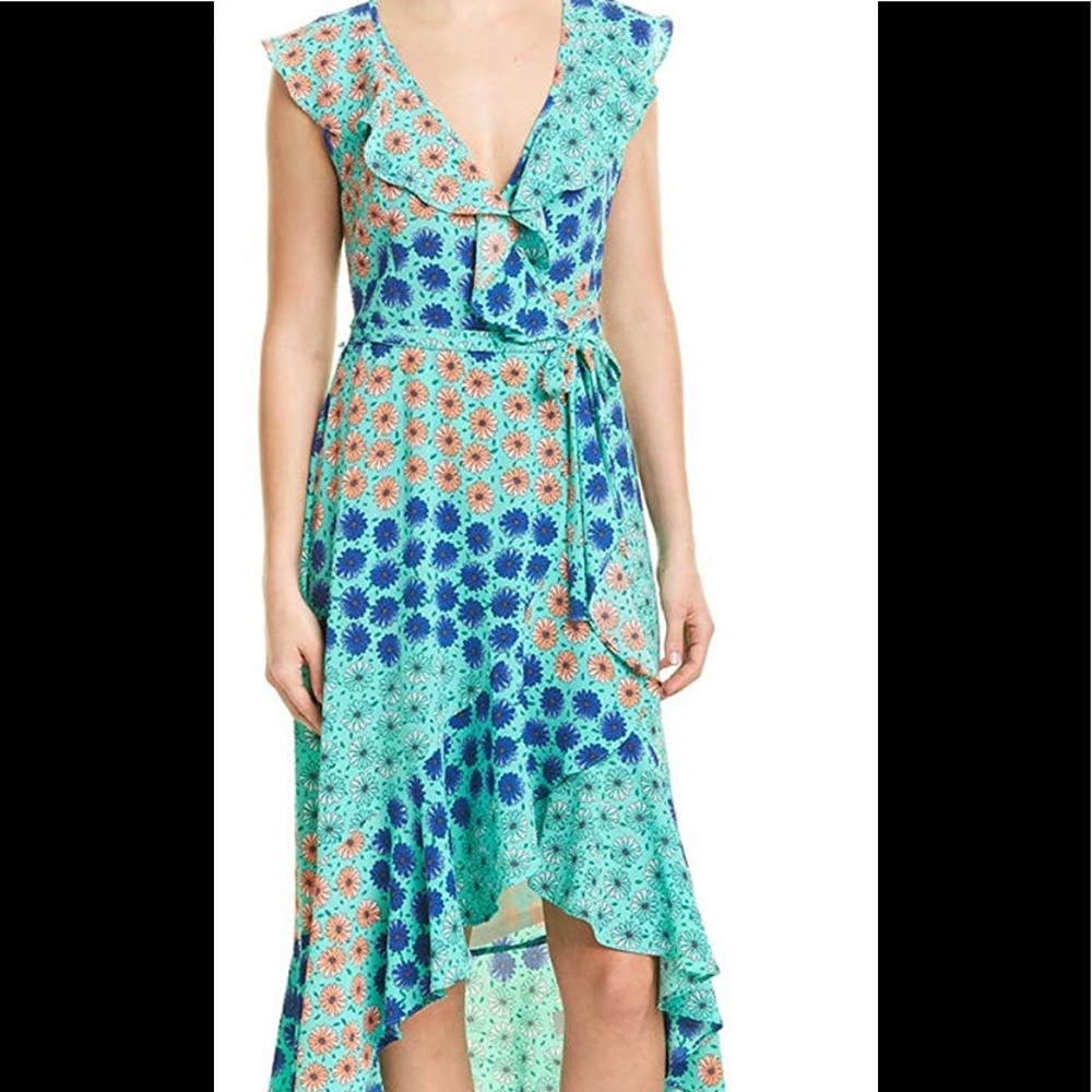 Donna Morgan Size 6